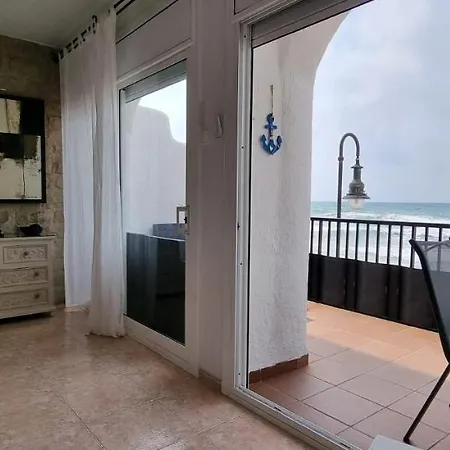 Casa 24 Roda de Berà (Roda de Bará)