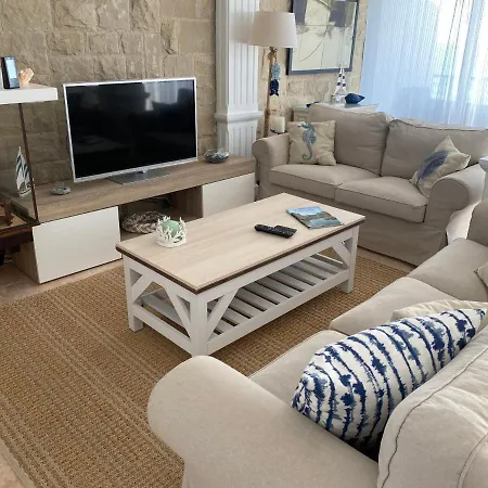 Casa 24 *