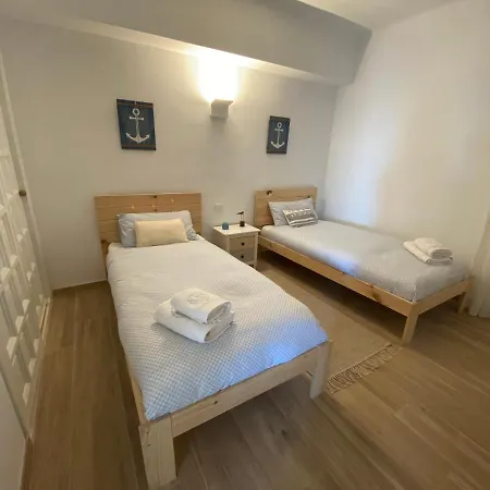 Casa 24 Roda de Berà (Roda de Bará)